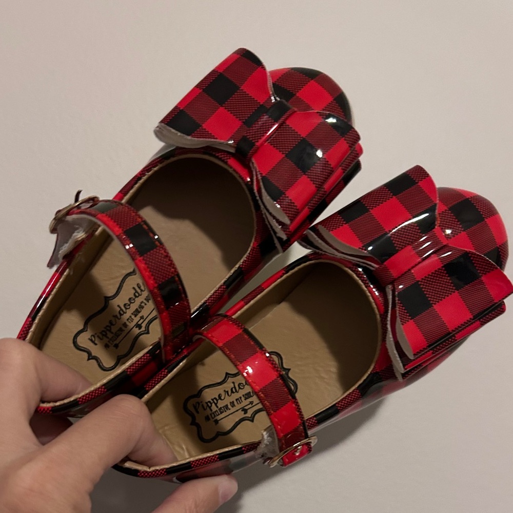 Pipperdoodles Red & Black Bow Dress Shoes girl 29/10